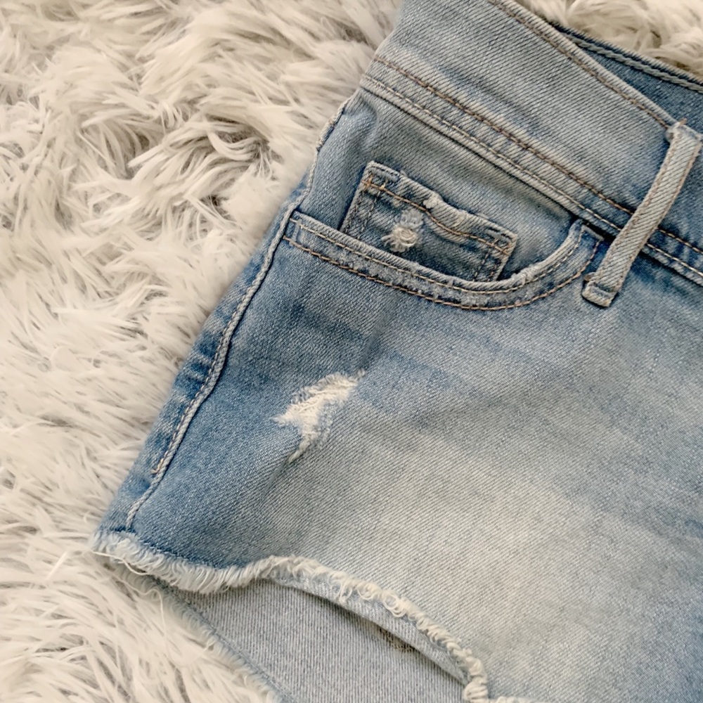 Hollister ripped shorts